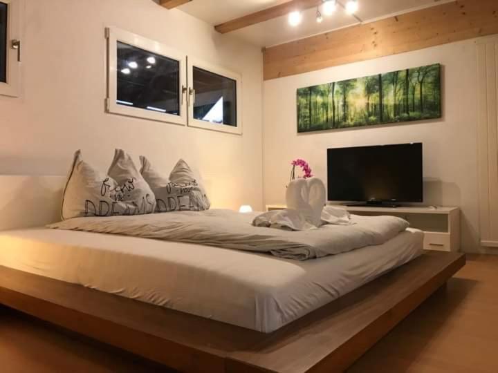 Fai'S Guesthouse Widnau Bagian luar foto