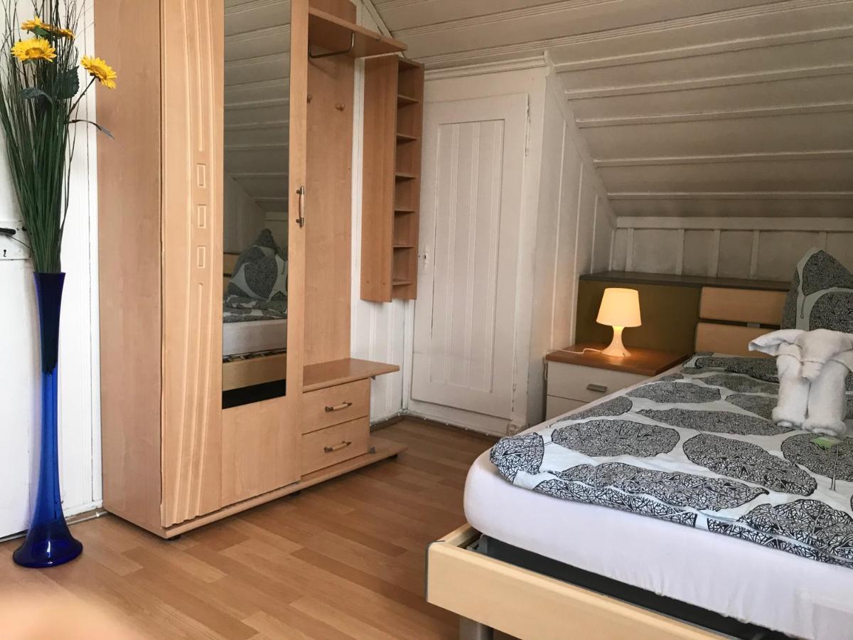 Fai'S Guesthouse Widnau Bagian luar foto