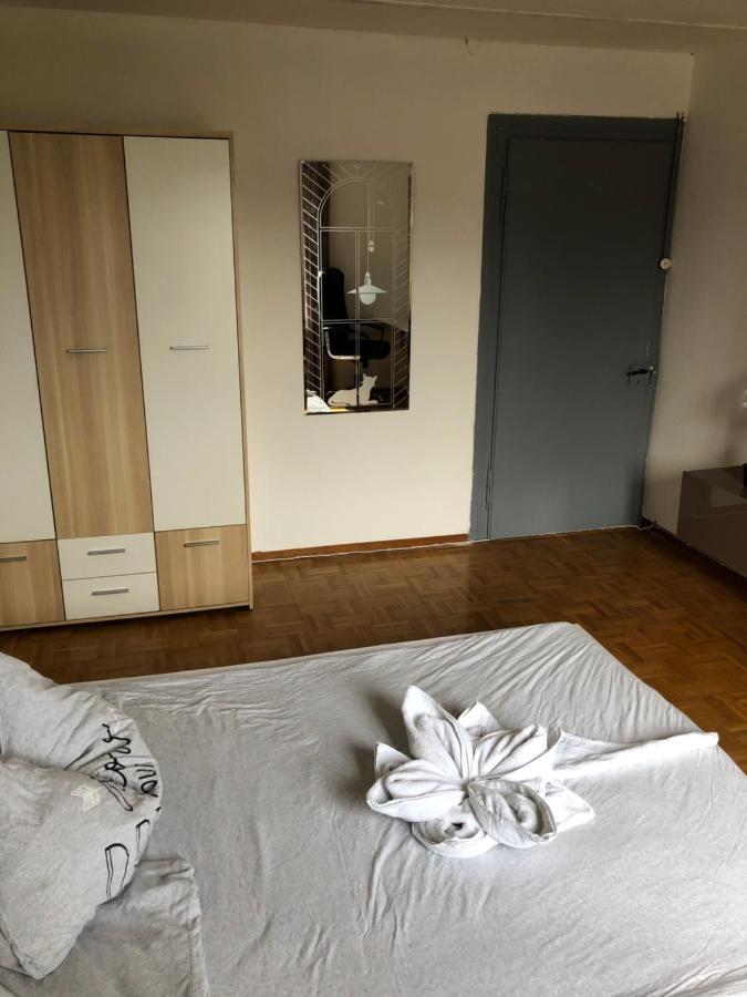 Fai'S Guesthouse Widnau Bagian luar foto